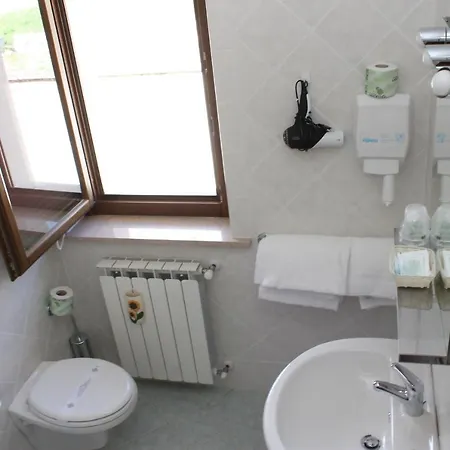 La Loggia カステル・ディ・サングロ