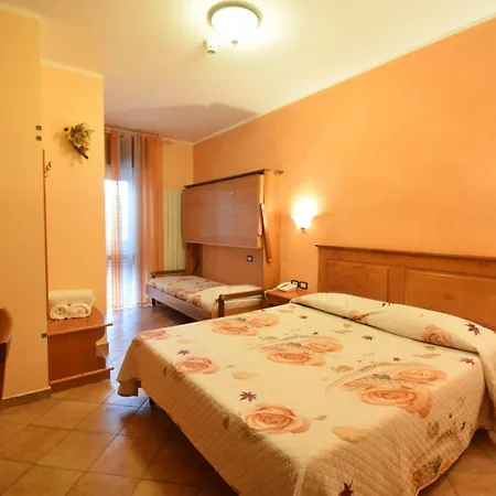 ベッド・アンド・ブレックファスト La Loggia 3*